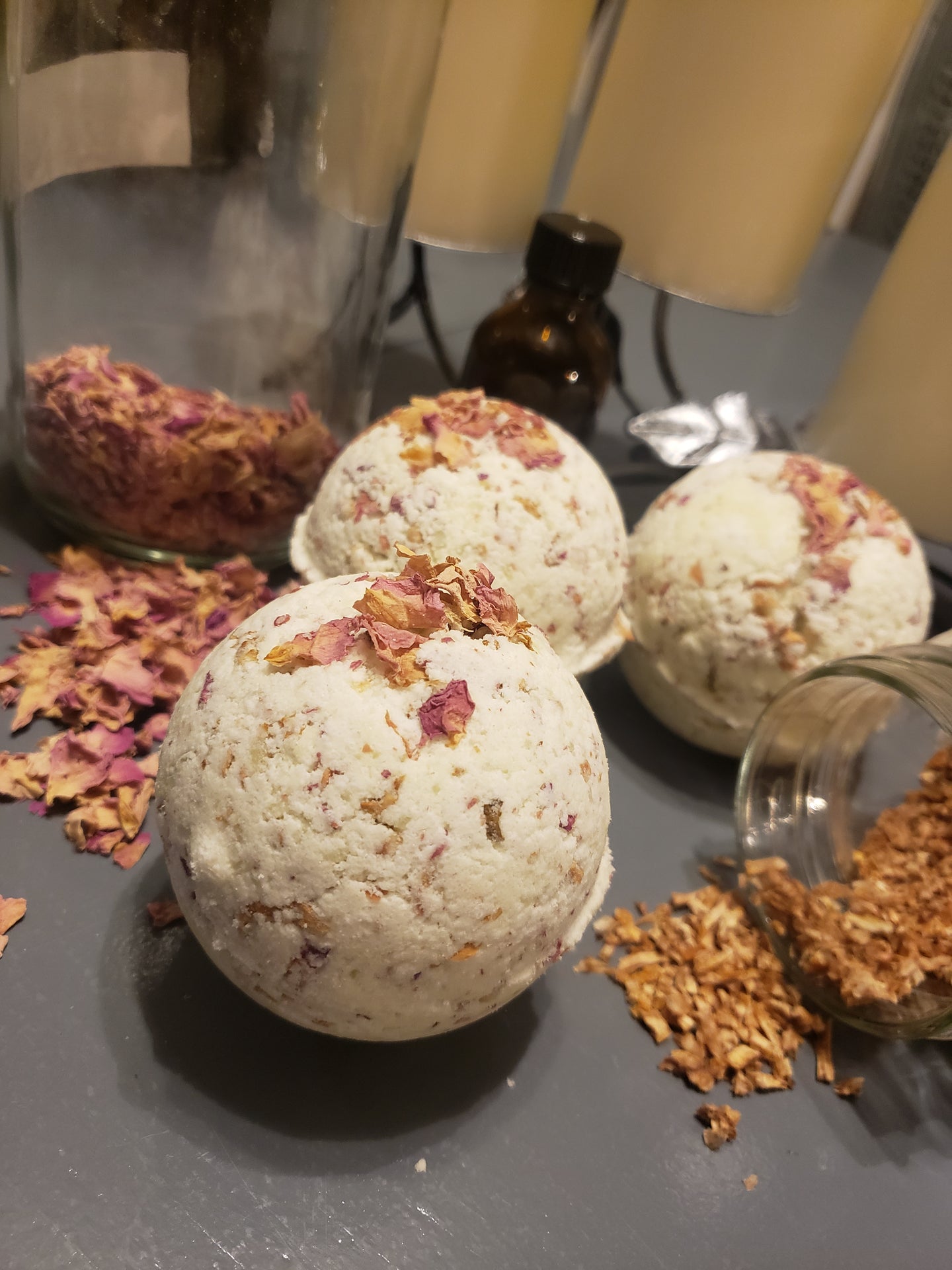 Vinolia Herbal Bath Bombs