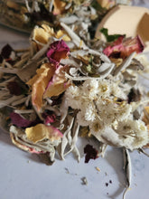 Load image into Gallery viewer, Sage and Herb Flower Potpourri
